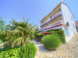 Apartmenthaus Villa Vesna - Family apartments Crikvenica