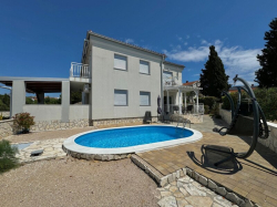 Apartmenthaus Rosmarin Krk (Insel Krk)