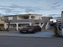 Apartments  Rusan, Bobovik Vir (Island Vir)